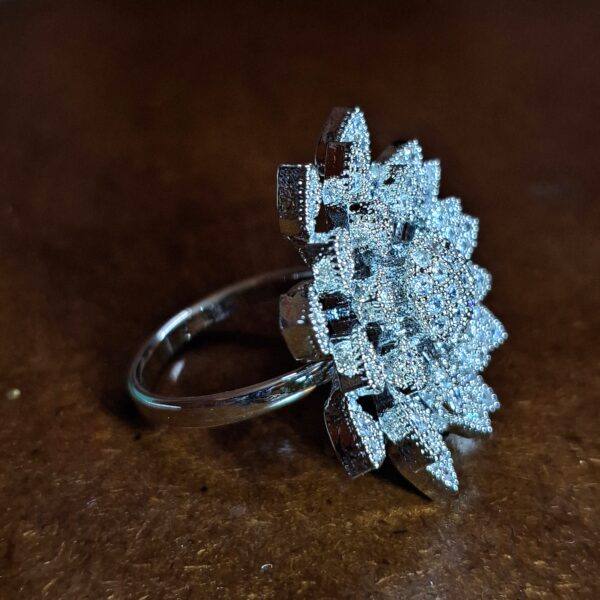 starlight petal ring - Image 2